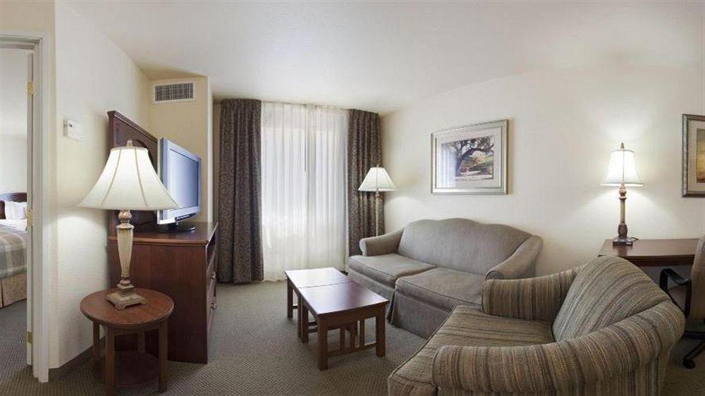 Staybridge Suites Sacramento Airport Natomas, An Ihg Hotel Zewnętrze zdjęcie
