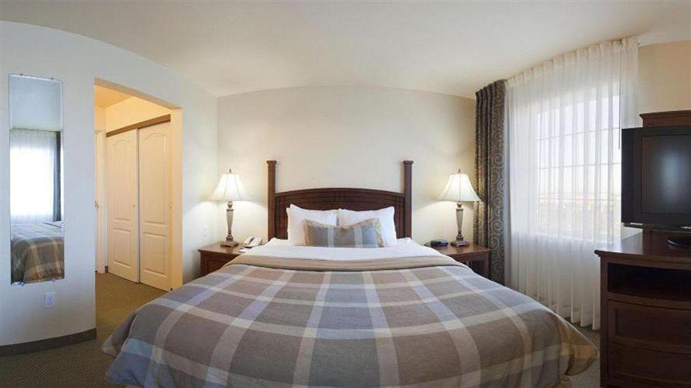 Staybridge Suites Sacramento Airport Natomas, An Ihg Hotel Zewnętrze zdjęcie
